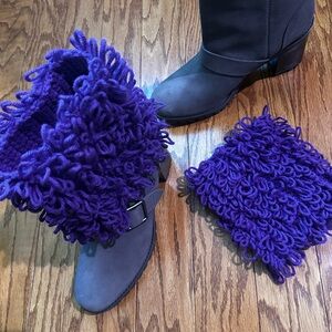 Purple crochet leg warmer